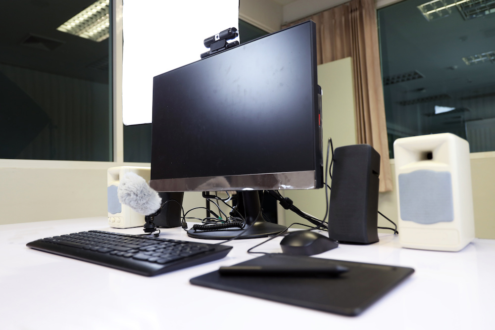 tips on how to disable webcam mic
